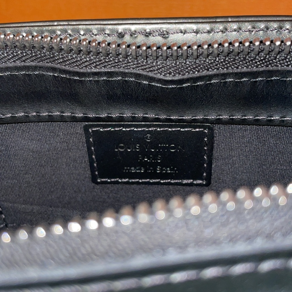 Louis Vuitton Monogram Mat Alston Shoulder Bag - Picture 9 of 16